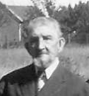 Augustus W Chamberlain